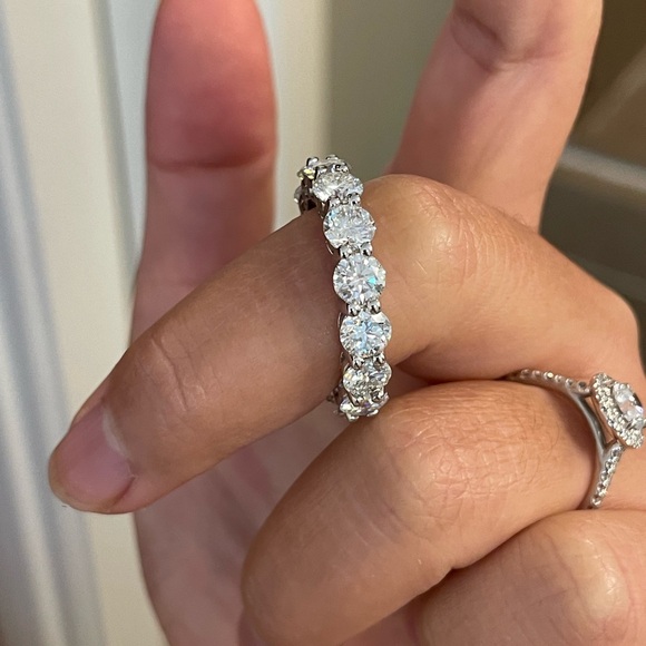 Real moissanite ring size 9 - Picture 3 of 8